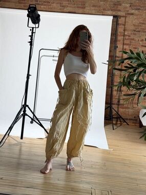 Free people parachute pants yellow size small